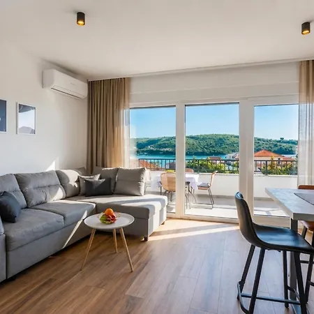 La Petite Apartment *